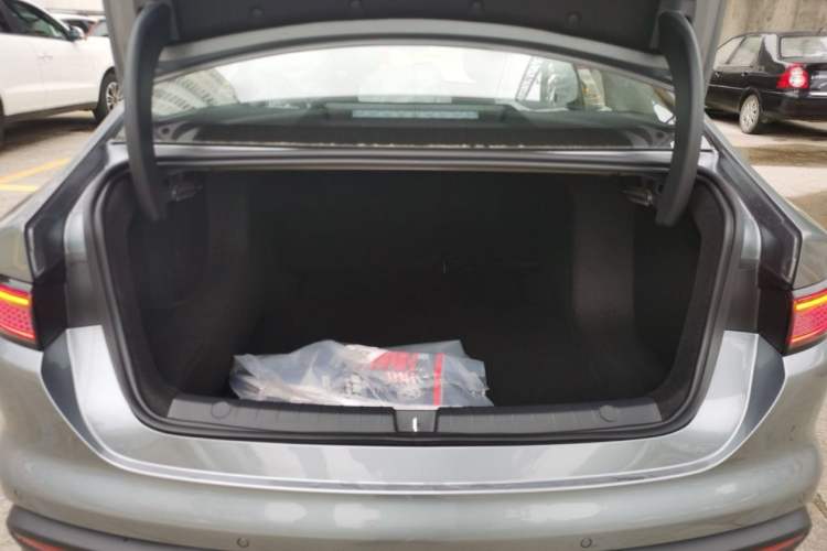Used BYD Seal 05 DM-i 2025 DM-i Smart Drive 55KM Luxury Model Trunk