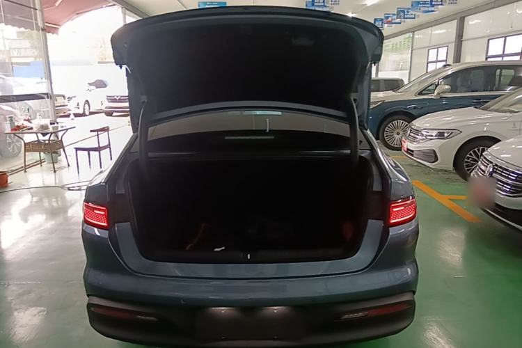 Used BYD Seal 05 DM-i 2025 DM-i Intelligent Drive 120KM Flagship Model Trunk