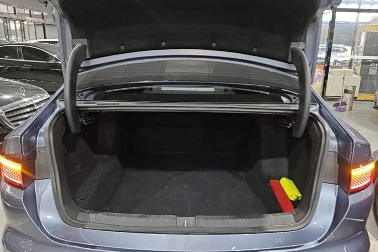 Used BYD Seal 05 DM-i 2025 DM-i Smart Drive 55KM Luxury Model Trunk
