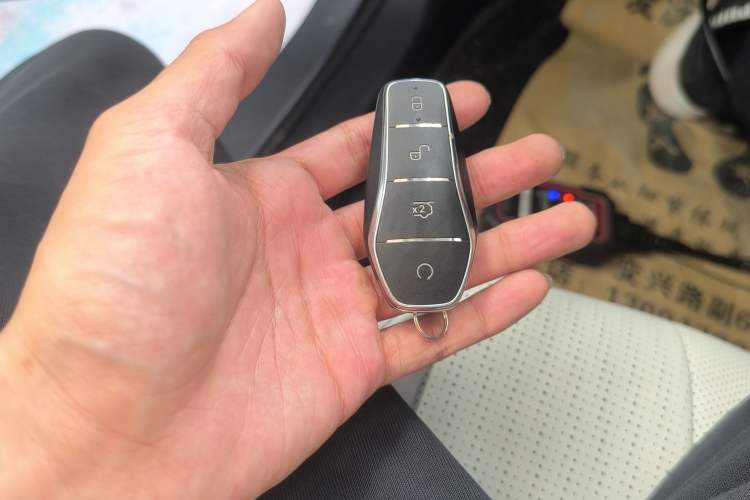 Used BYD Seal 05 DM-i 2025 DM-i Smart Drive 55KM Luxury Model Vehicle Key