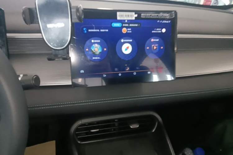 Used BYD Seal 05 DM-i 2025 DM-i Smart Drive 55KM Luxury Model Audio And AC Panel