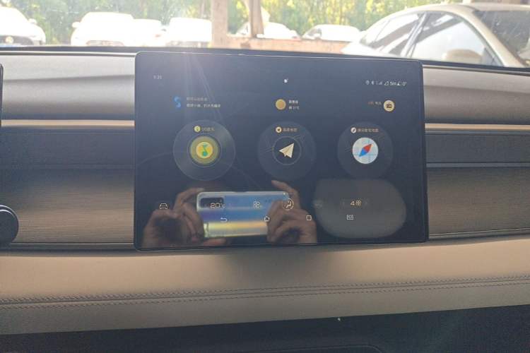 Used BYD Seal 05 DM-i 2025 DM-i Smart Drive 55KM Luxury Model Audio And AC Panel