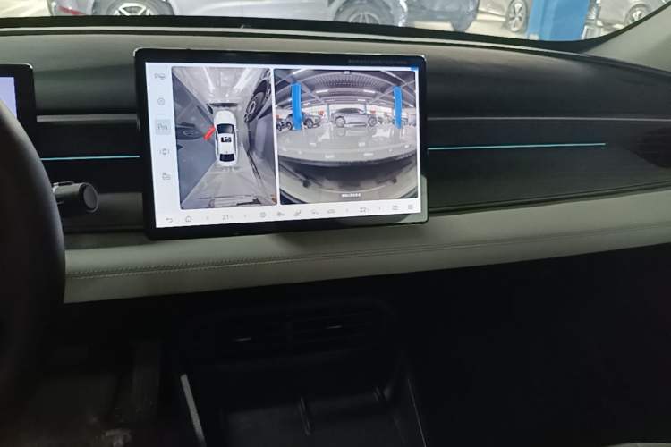 Used BYD Seal 05 DM-i 2025 DM-i Intelligent Drive 120KM Flagship Model Audio And AC Panel
