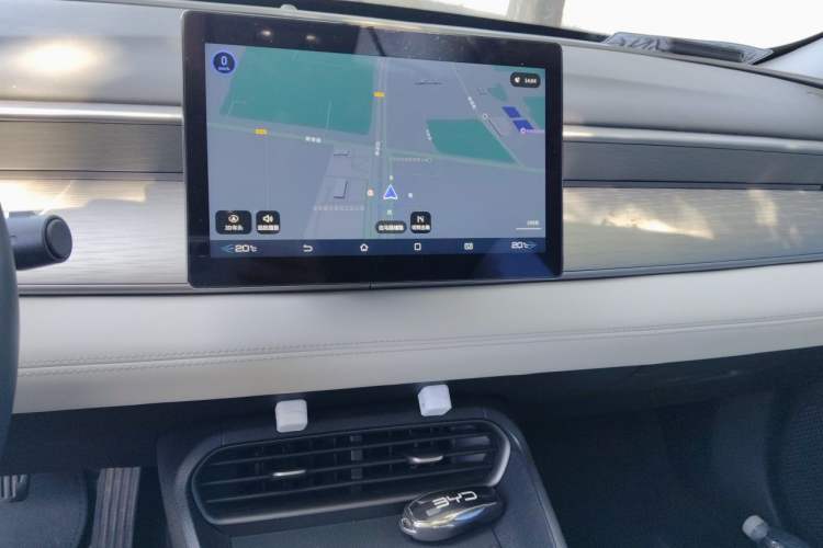Used BYD Seal 05 DM-i 2025 DM-i Smart Drive 55KM Luxury Model Audio And AC Panel