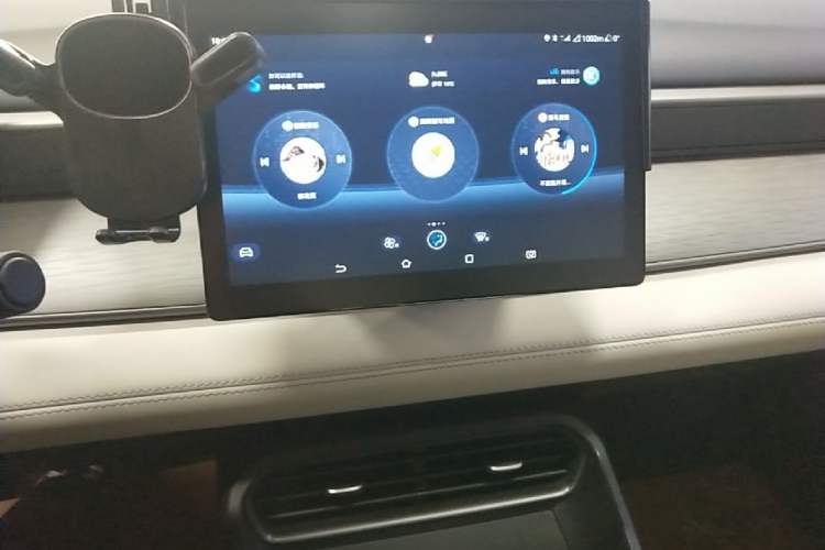 Used BYD Seal 05 DM-i 2025 DM-i Smart Drive 55KM Luxury Model Audio And AC Panel