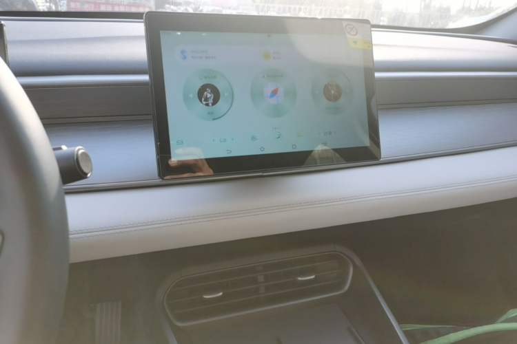 Used BYD Seal 05 DM-i 2025 DM-i Smart Drive 55KM Luxury Model Audio And AC Panel