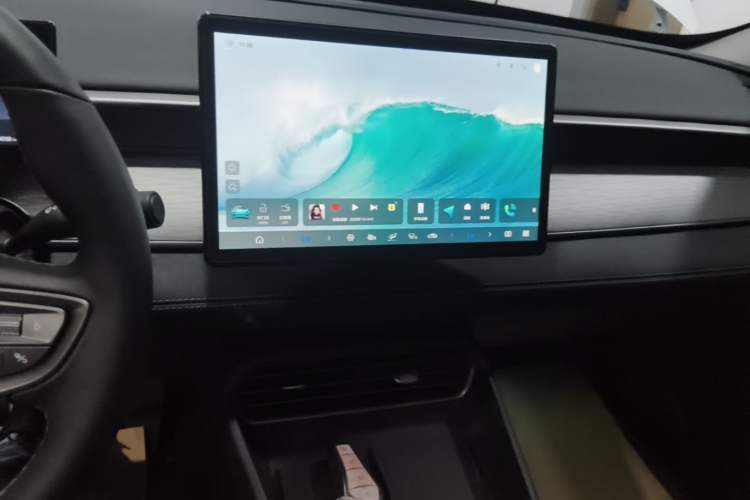 Used BYD Seal 05 DM-i 2025 DM-i Smart Drive 55KM Prestige Model Audio And AC Panel