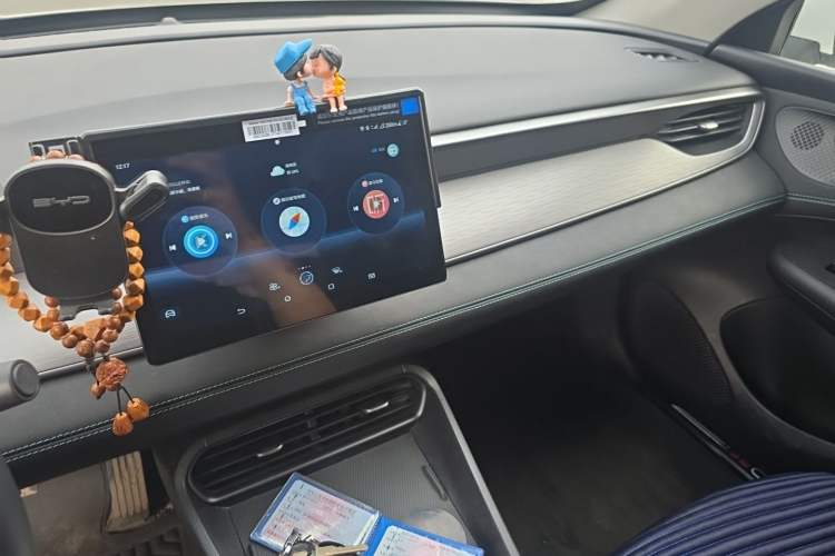 Used BYD Seal 05 DM-i 2025 DM-i Smart Drive 55KM Luxury Model Audio And AC Panel