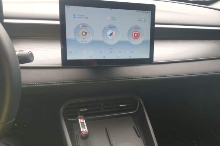 Used BYD Seal 05 DM-i 2025 DM-i Smart Drive 55KM Luxury Model Audio And AC Panel