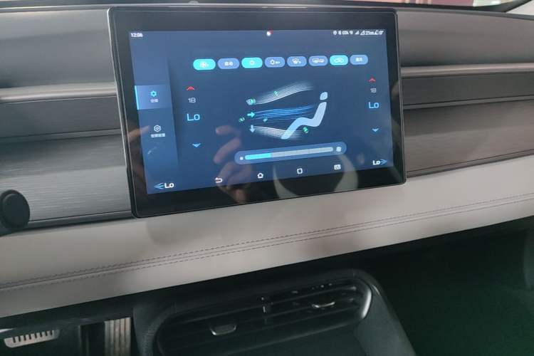 Used BYD Seal 05 DM-i 2025 DM-i Smart Drive 55KM Luxury Model Audio And AC Panel
