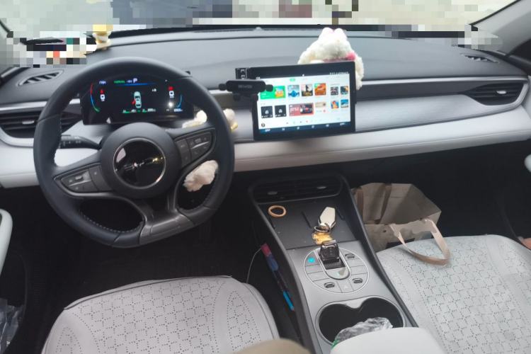 Used BYD Seal 05 DM-i 2025 DM-i Smart Drive 55KM Luxury Model Center Console