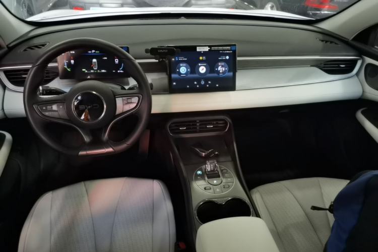 Used BYD Seal 05 DM-i 2025 DM-i Smart Drive 55KM Luxury Model Center Console