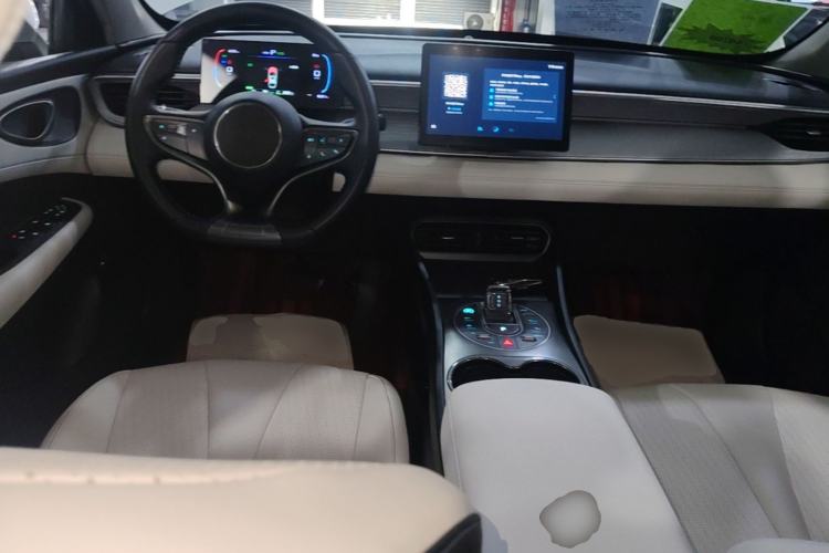 Used BYD Seal 05 DM-i 2025 DM-i Smart Drive 55KM Luxury Model Center Console
