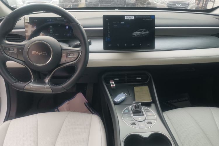 Used BYD Seal 05 DM-i 2025 DM-i Smart Drive 55KM Luxury Model Center Console