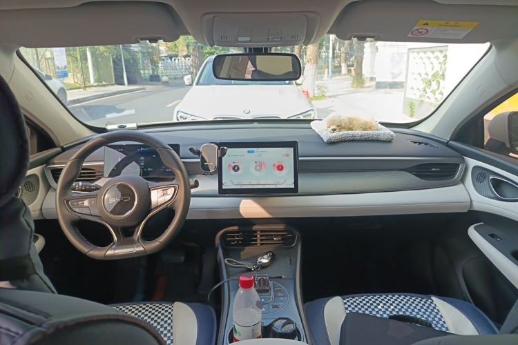 Used BYD Seal 05 DM-i 2025 DM-i Smart Drive 55KM Luxury Model Center Console