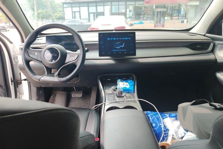 Used BYD Seal 05 DM-i 2025 DM-i Smart Drive 55KM Luxury Model Center Console