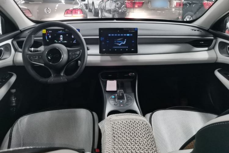 Used BYD Seal 05 DM-i 2025 DM-i Smart Drive 55KM Luxury Model Center Console