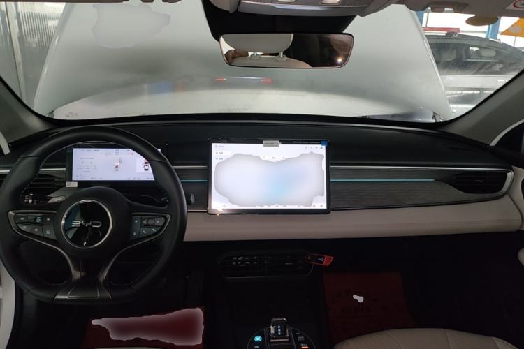 Used BYD Seal 05 DM-i 2025 DM-i Intelligent Drive 120KM Flagship Model Center Console