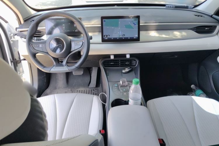 Used BYD Seal 05 DM-i 2025 DM-i Smart Drive 55KM Luxury Model Center Console