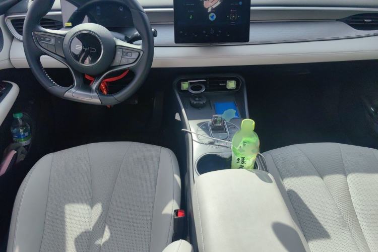 Used BYD Seal 05 DM-i 2025 DM-i Smart Drive 55KM Luxury Model Center Console