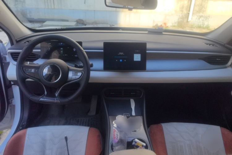 Used BYD Seal 05 DM-i 2025 DM-i Smart Drive 55KM Luxury Model Center Console
