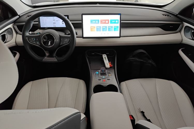 Used BYD Seal 05 DM-i 2025 DM-i Smart Drive 55KM Prestige Model Center Console
