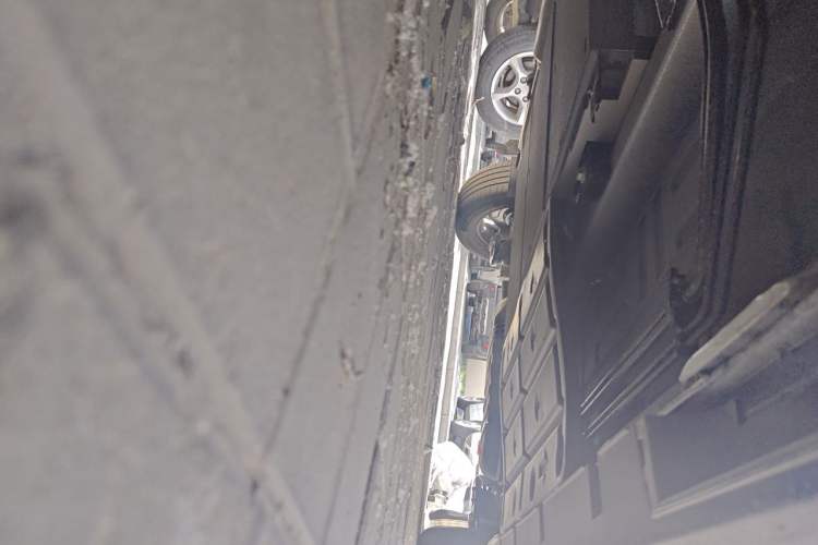 Used BYD Seal 05 DM-i 2025 DM-i Smart Drive 55KM Luxury Model Chassis Front Left