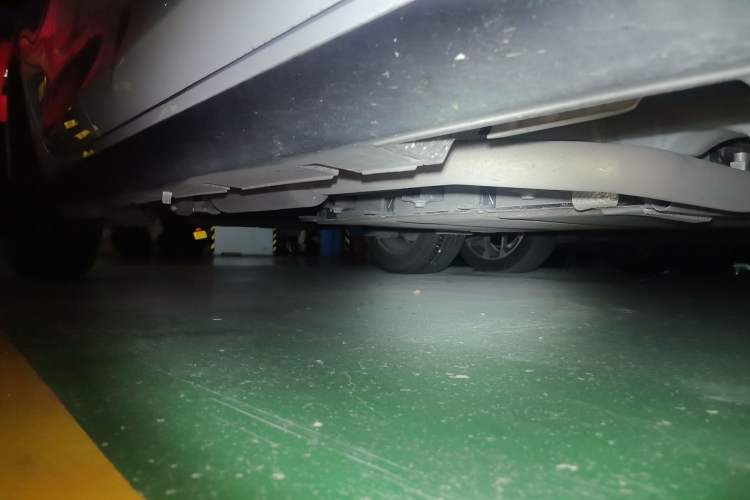 Used BYD Seal 05 DM-i 2025 DM-i Smart Drive 55KM Luxury Model Chassis Front Right