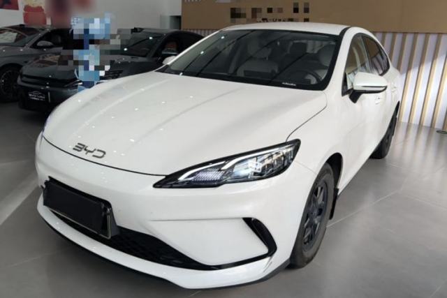 Ojetý BYD Seal 05 DM-i 2025 DM-i Smart Drive 55KM Luxury Model