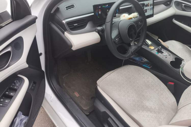 Used BYD Seal 05 DM-i 2025 DM-i Smart Drive 55KM Luxury Model Driver Seat