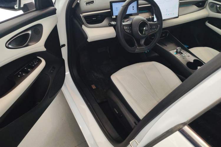 Used BYD Seal 05 DM-i 2025 DM-i Intelligent Drive 120KM Flagship Model Driver Seat