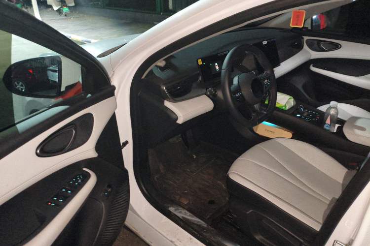 Used BYD Seal 05 DM-i 2025 DM-i Smart Drive 55KM Luxury Model Driver Seat