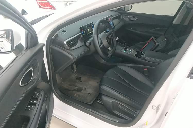 Used BYD Seal 05 DM-i 2025 DM-i Smart Drive 55KM Luxury Model Driver Seat