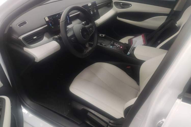 Used BYD Seal 05 DM-i 2025 DM-i Smart Drive 55KM Luxury Model Driver Seat
