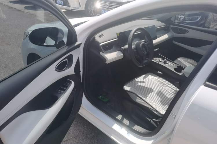 Used BYD Seal 05 DM-i 2025 DM-i Smart Drive 55KM Luxury Model Driver Seat