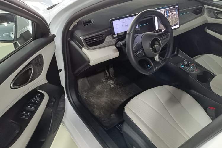 Used BYD Seal 05 DM-i 2025 DM-i Intelligent Drive 120KM Flagship Model Driver Seat