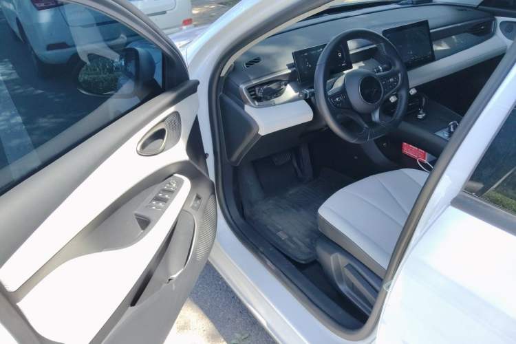 Used BYD Seal 05 DM-i 2025 DM-i Smart Drive 55KM Luxury Model Driver Seat