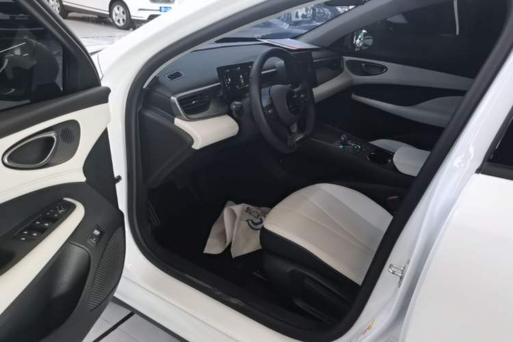 Used BYD Seal 05 DM-i 2025 DM-i Smart Drive 55KM Luxury Model Driver Seat
