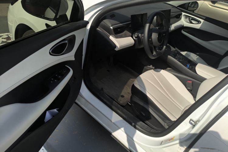 Used BYD Seal 05 DM-i 2025 DM-i Intelligent Drive 120KM Flagship Model Driver Seat