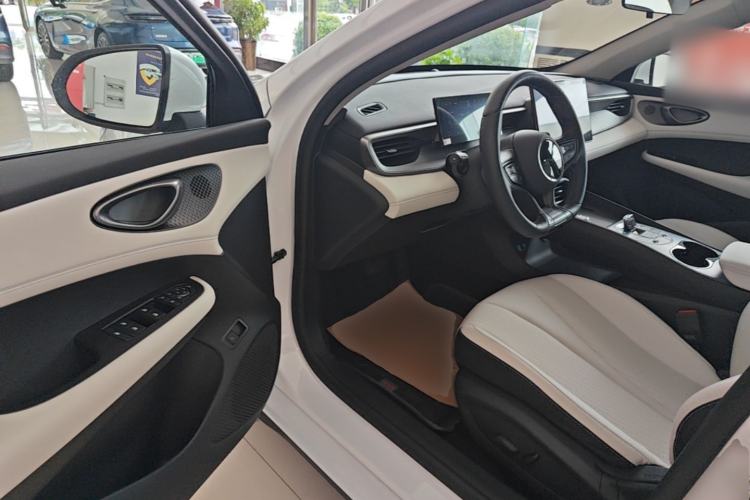 Used BYD Seal 05 DM-i 2025 DM-i Intelligent Drive 120KM Flagship Model Driver Seat