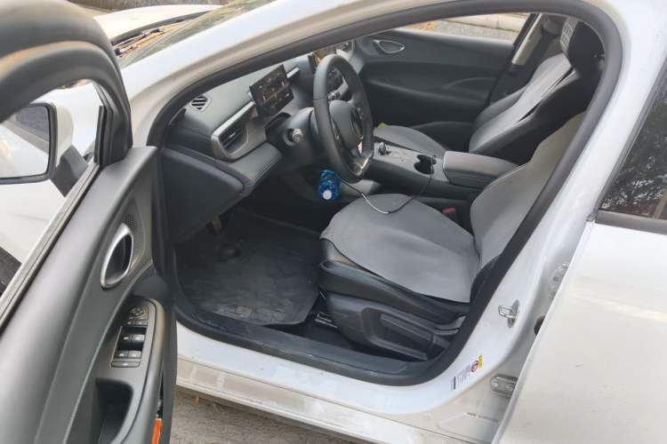 Used BYD Seal 05 DM-i 2025 DM-i Smart Drive 55KM Luxury Model Driver Seat