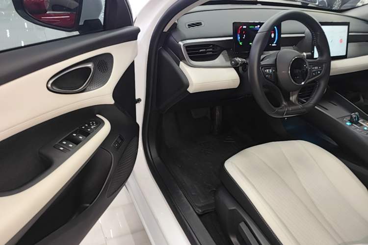 Used BYD Seal 05 DM-i 2025 DM-i Smart Drive 55KM Luxury Model Driver Seat