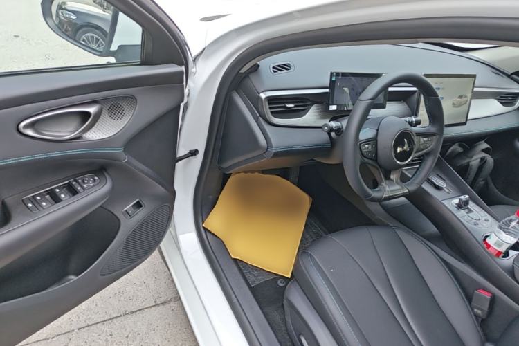 Used BYD Seal 05 DM-i 2025 DM-i Intelligent Drive 120KM Flagship Model Driver Seat