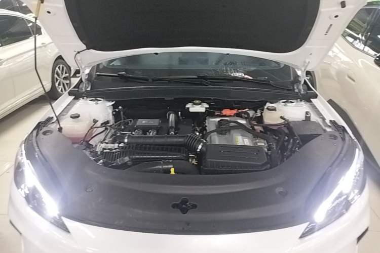 Used BYD Seal 05 DM-i 2025 DM-i Smart Drive 55KM Luxury Model Engine Bay
