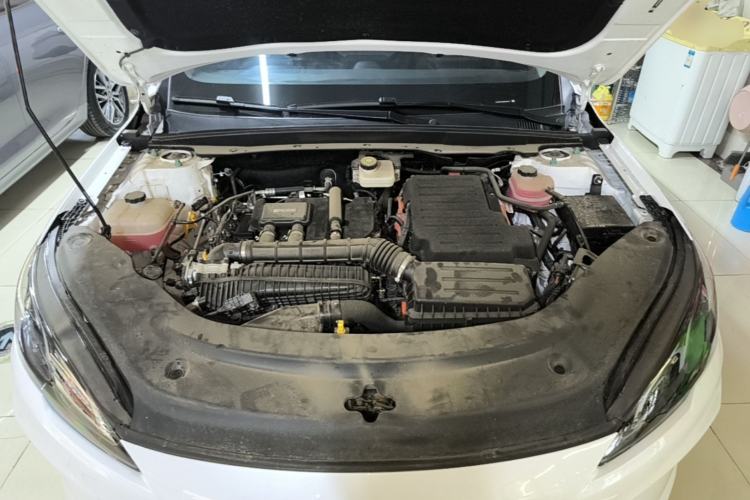 Used BYD Seal 05 DM-i 2025 DM-i Smart Drive 55KM Luxury Model Engine Bay