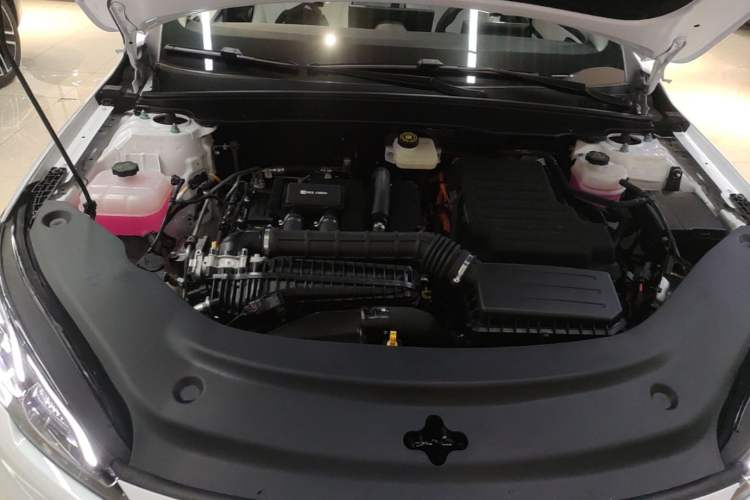 Used BYD Seal 05 DM-i 2025 DM-i Intelligent Drive 120KM Flagship Model Engine Bay