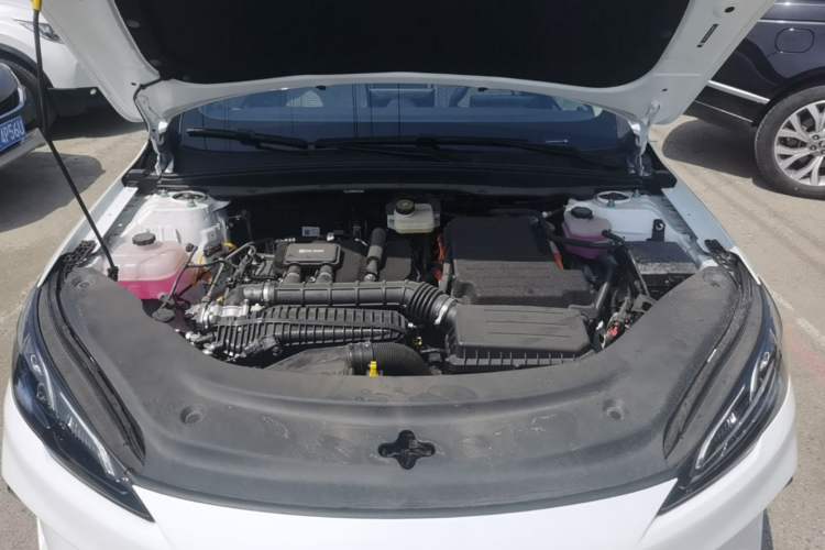 Used BYD Seal 05 DM-i 2025 DM-i Smart Drive 55KM Luxury Model Engine Bay
