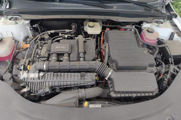 Used BYD Seal 05 DM-i 2025 DM-i Smart Drive 55KM Luxury Model Engine Bay