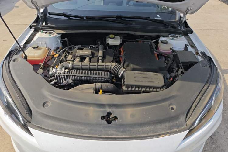 Used BYD Seal 05 DM-i 2025 DM-i Smart Drive 55KM Luxury Model Engine Bay
