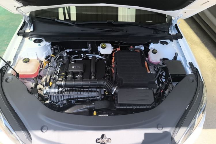 Used BYD Seal 05 DM-i 2025 DM-i Smart Drive 55KM Luxury Model Engine Bay